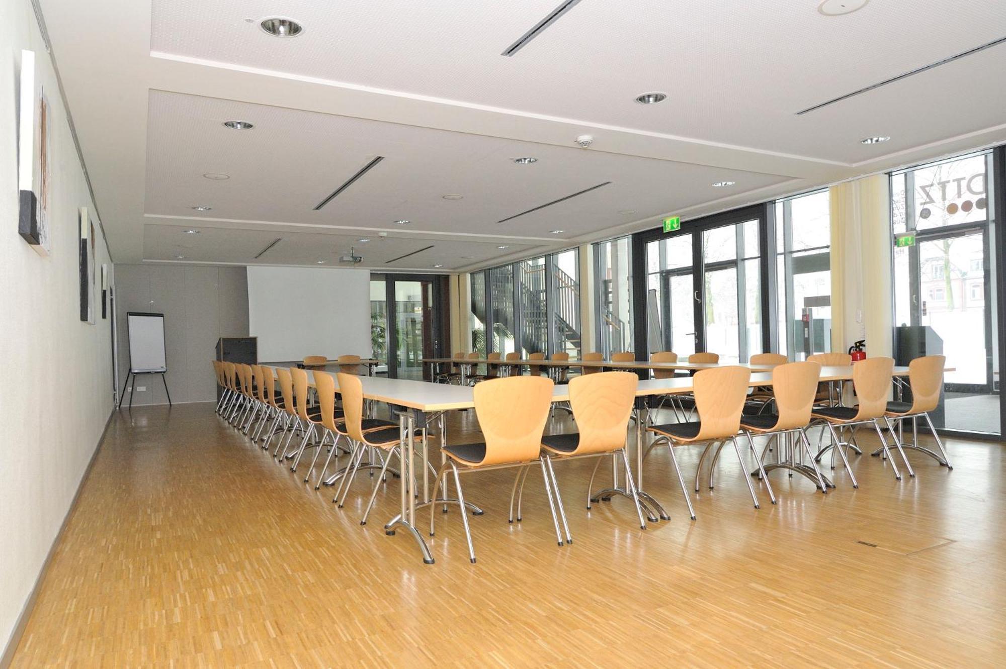 Sporthotel Borussia Duesseldorf Экстерьер фото