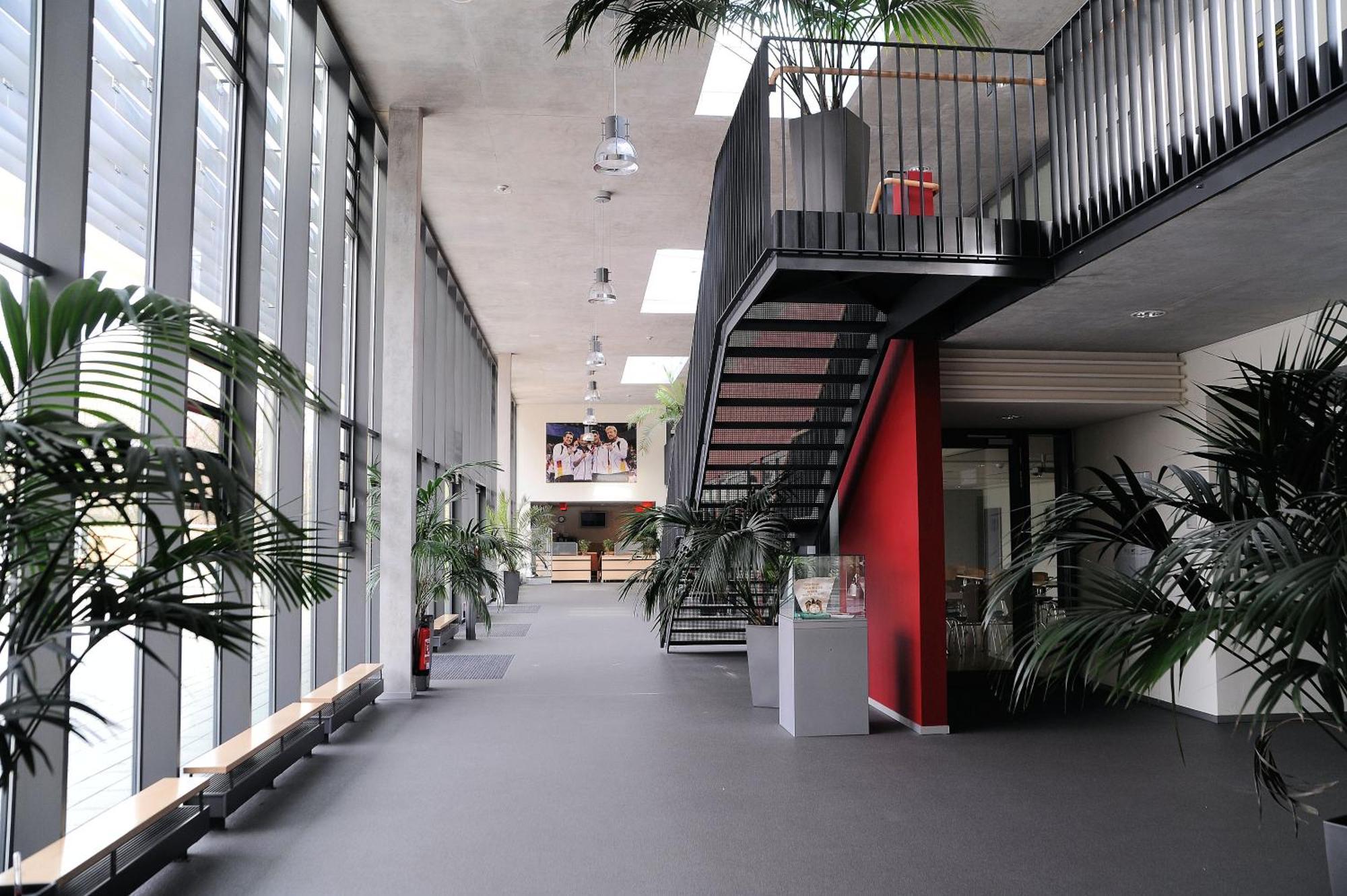 Sporthotel Borussia Duesseldorf Экстерьер фото